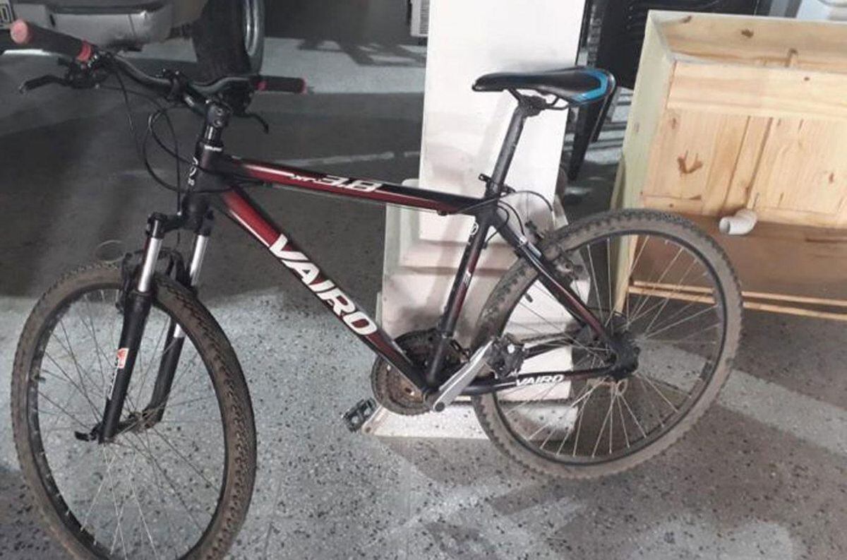 Dos niños robaron una bicicleta pero después la devolvieron y pidieron perdón