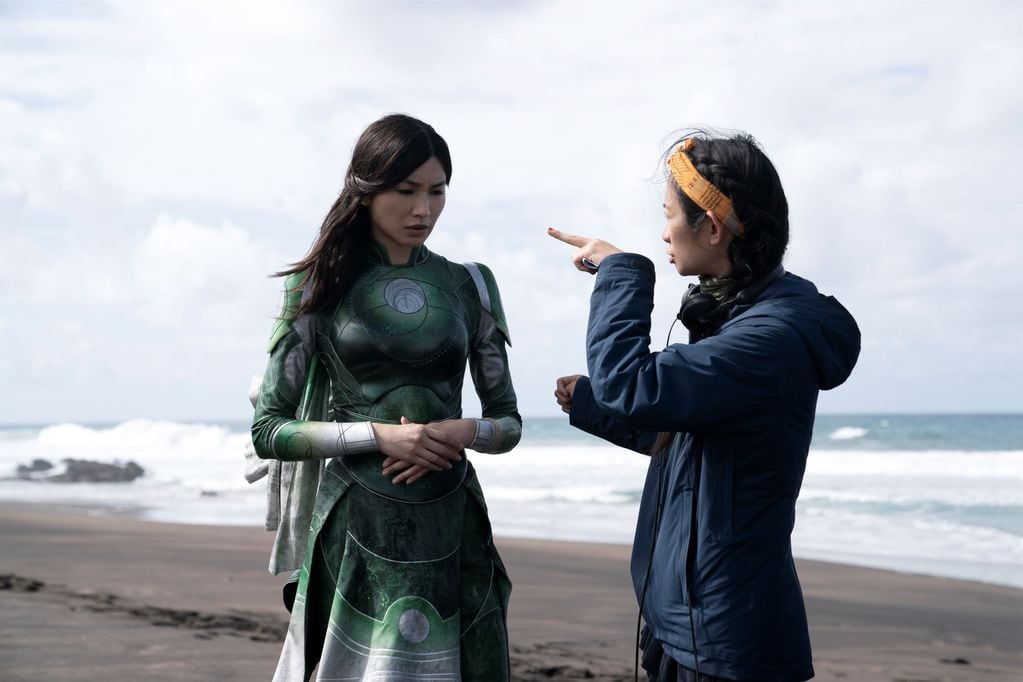 Bajo la dirección de Chloé Zhao, la cinta alcanzó una de las puntuaciones más bajas en las críticas, aunque lidera en taquilla.