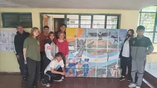 Alumnos de la escuela Champeau pintaron un mural
