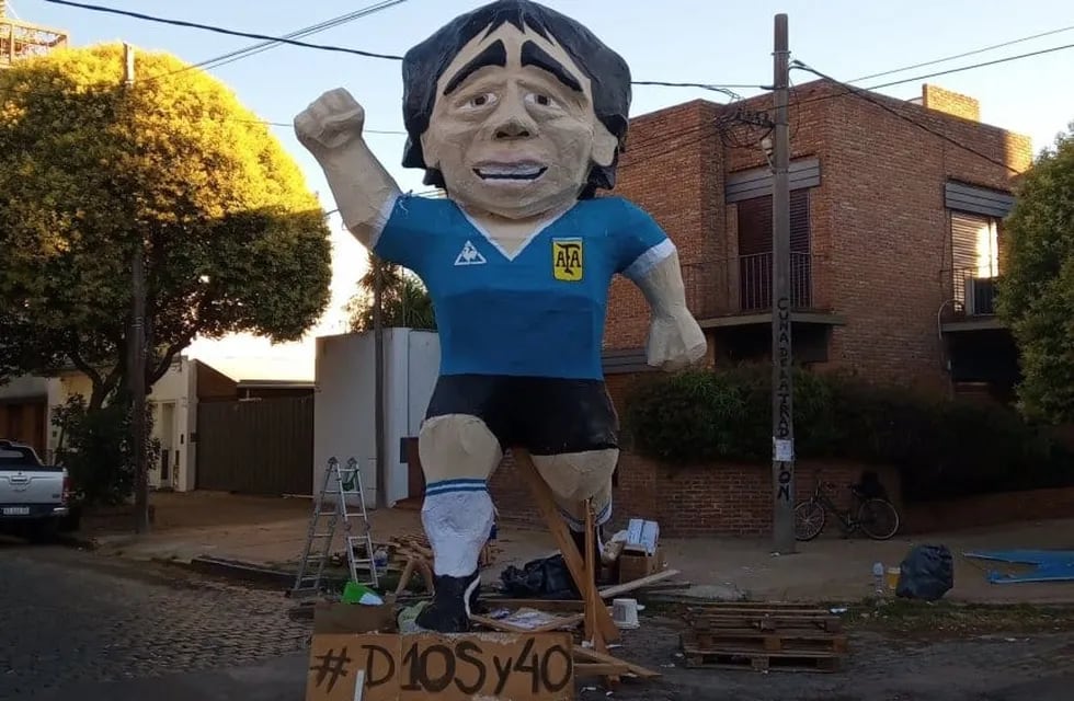 Maradona sigue siendo el más elegido, esta vez para la tradicional quema de La Plata.