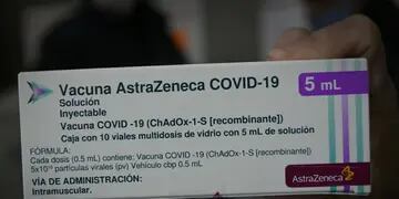 Llegaron 96 mil vacunas AstraZeneca a Mendoza