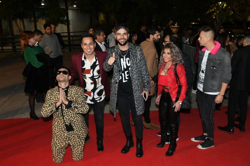  Fotogalería: todos los looks de la alfombra roja de los Premios Gardel en Mendoza