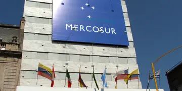 El Mercosur solo será una realidad cuando permita el crecimiento económico con justicia social.                        