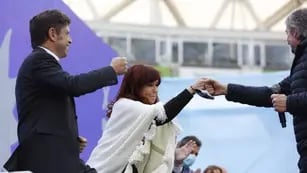 Cristina Kirchner, Axel Kicillof y Máximo Kirchner en un acto en La Plata (Archivo)