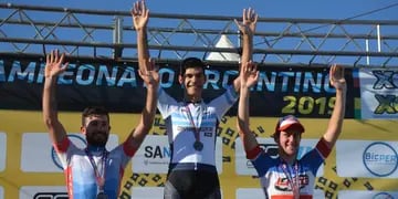 El biker mendocino Sub-23 ganó el Nacional que se disputó en Santiago del Estero. Victorias de Benedetti y Zancan en cadetes.