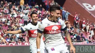 Alexis Castro marcó el gol del triunfo ante Lanús