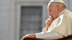 El Papa Francisco señaló "hipócrita" criticar la bendición a las relaciones gay