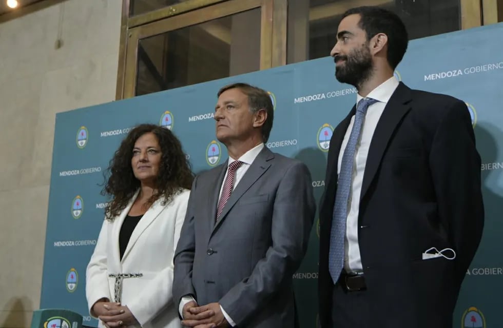 Vicario, Suárez y Fayad en Casa de Gobierno. / Orlando Pelichotti