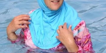 La turista musulmana que a la que se impidió bañarse con burkini deberá ser indemnizada con $400.000 por las Termas de Cacheuta