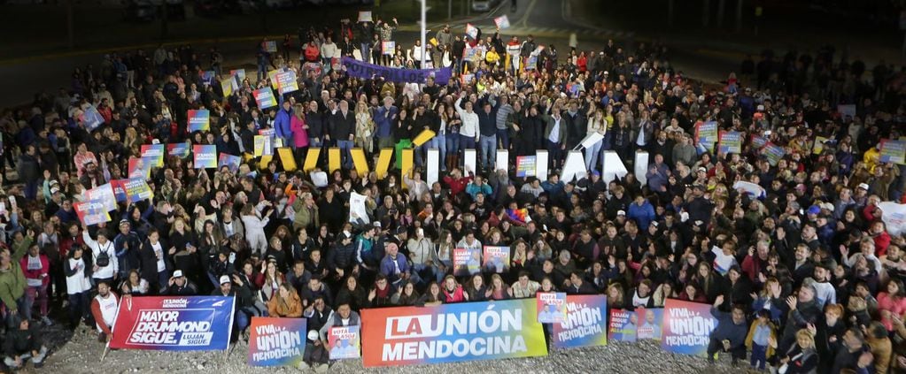 La Unión Mendocina cerró la campaña electoral en Luján de Cuyo.
