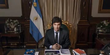 Los siete libros que el Presidente decidió mostrar en su foto en Casa Rosada