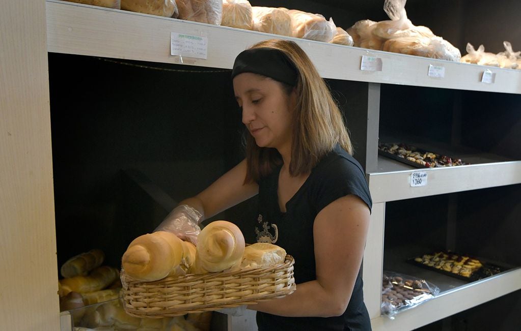 Nuevo aumento del pan en Mendoza.  Foto: Orlando Pelichotti / Los Andes