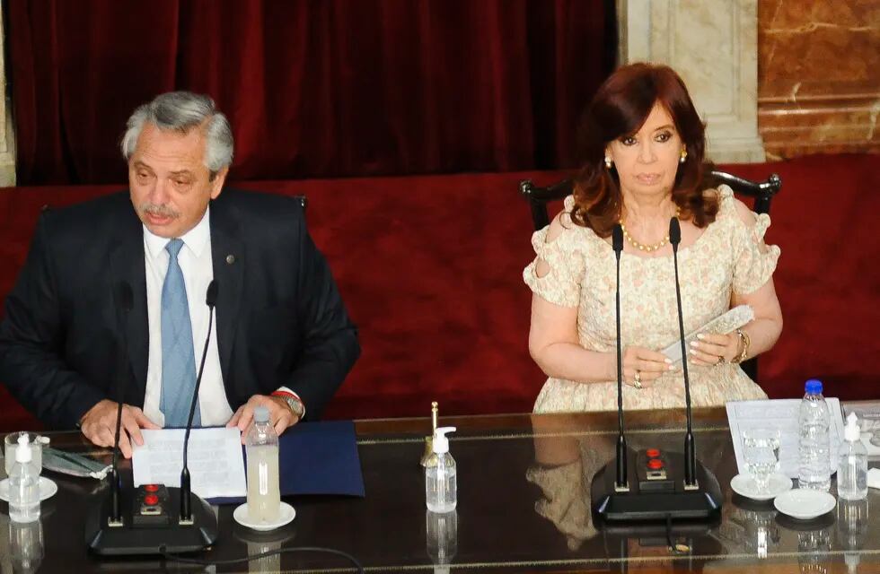 Alberto Fernández acompañado de la vicepresidenta en el discurso presidencial. Federico Lopez Claro / Corresponsalía