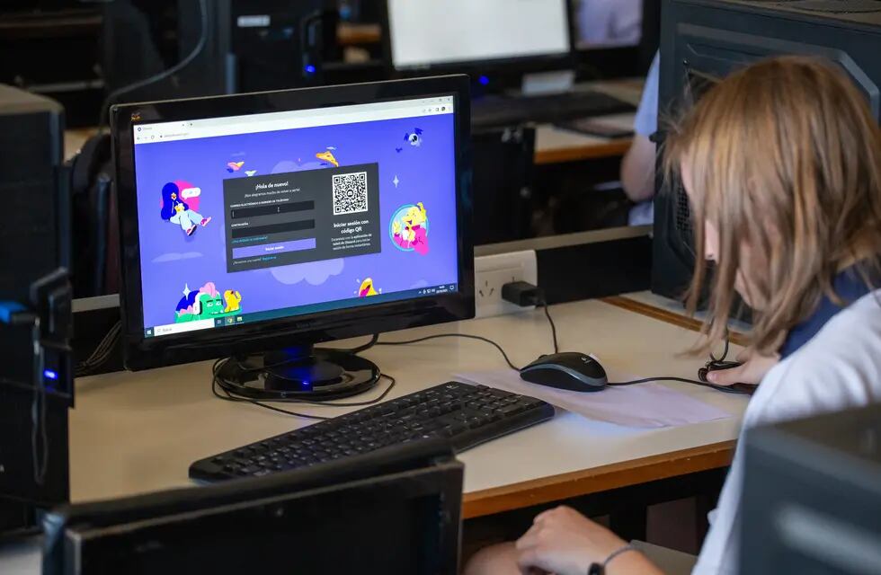 Las escuelas de la UNCuyo tendrán nuevos cursos virtuales optativos que podrán certificarse