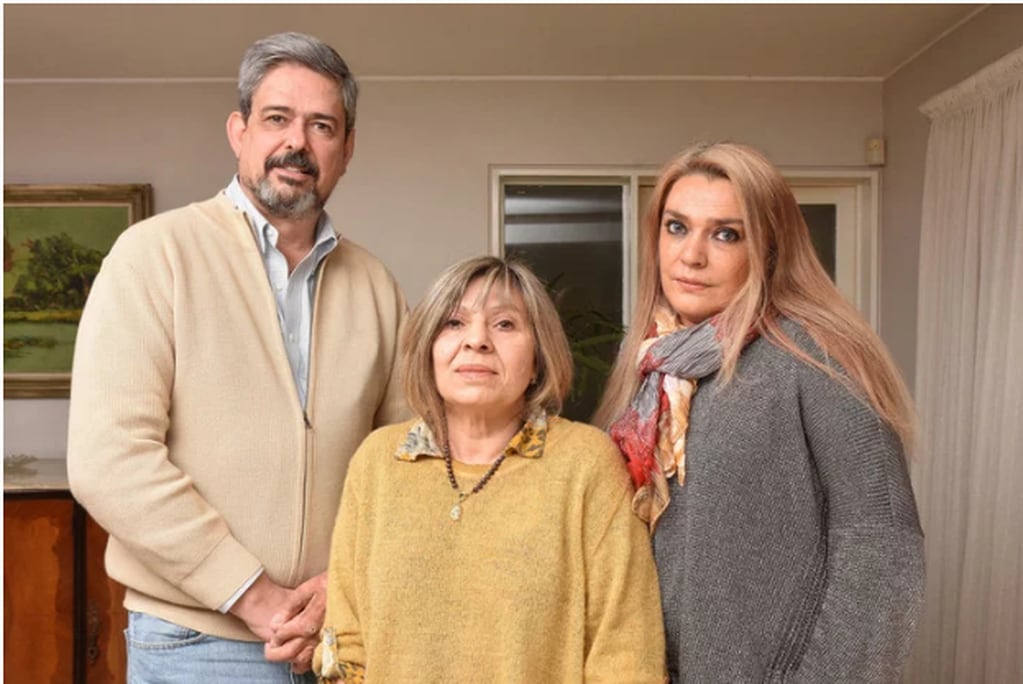 Benjamín, Marité y Marisa, víctimas de la tragedia de LAPA. Gentileza - Clarín