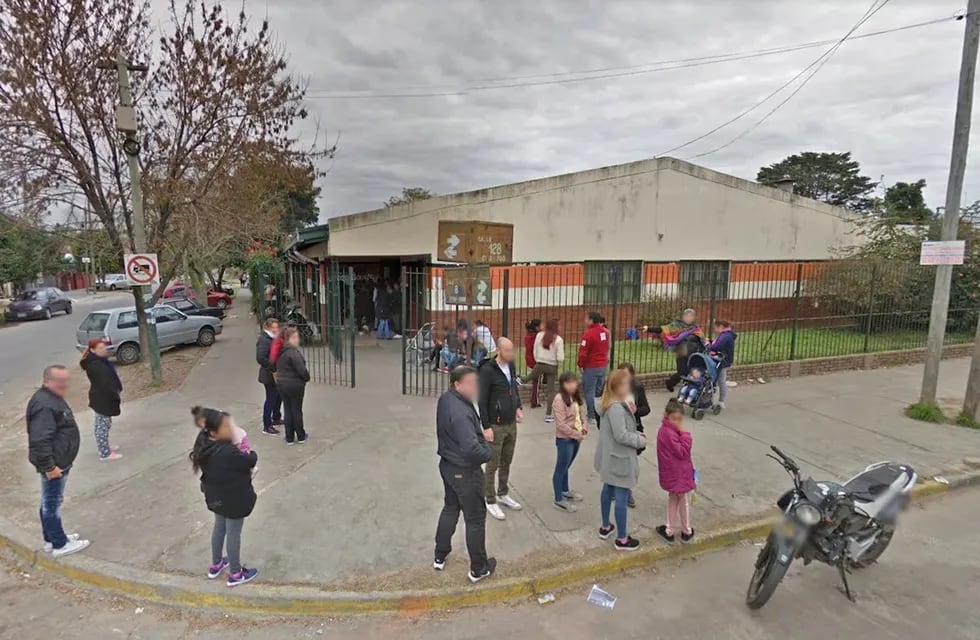 Escuela N°47 en Berazategui, Buenos Aires. Foto: Google Street View