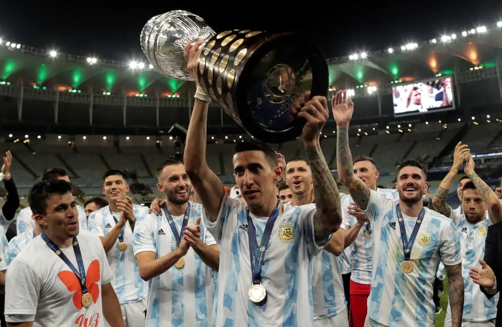 Ángel Di María ganó la Copa América 2021 en Brasil con la selección nacional. Jugará la próxima Copa América y dejará la Selección.