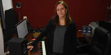 Prolífica autora local. Adriana Figueroa ha compuesto piezas de muy diverso tenor. Gustavo Rogé / Los Andes