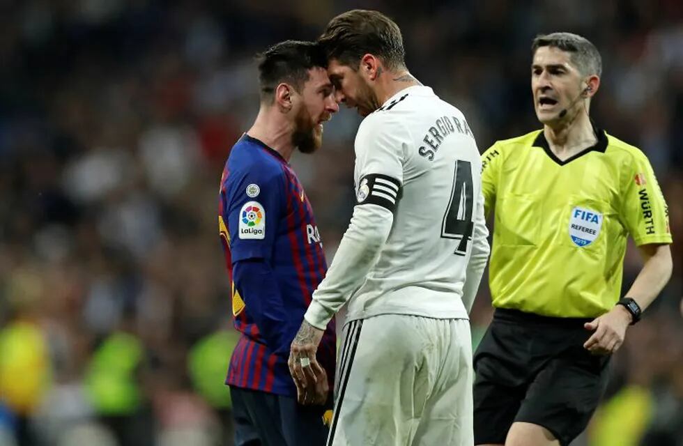 Uno de los tantos encontronazo entre Messi y Sergio Ramos en los derby entre el Barcelona y el Real Madrid. / Gentileza.
