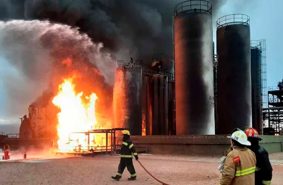 Video: explotó una refinería en Neuquén y tres personas murieron. / Foto: Gentileza