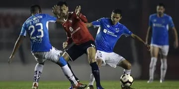 El gol del Rojo lo convirtió Pablo Hernández. La revancha será el próximo jueves en Quito.