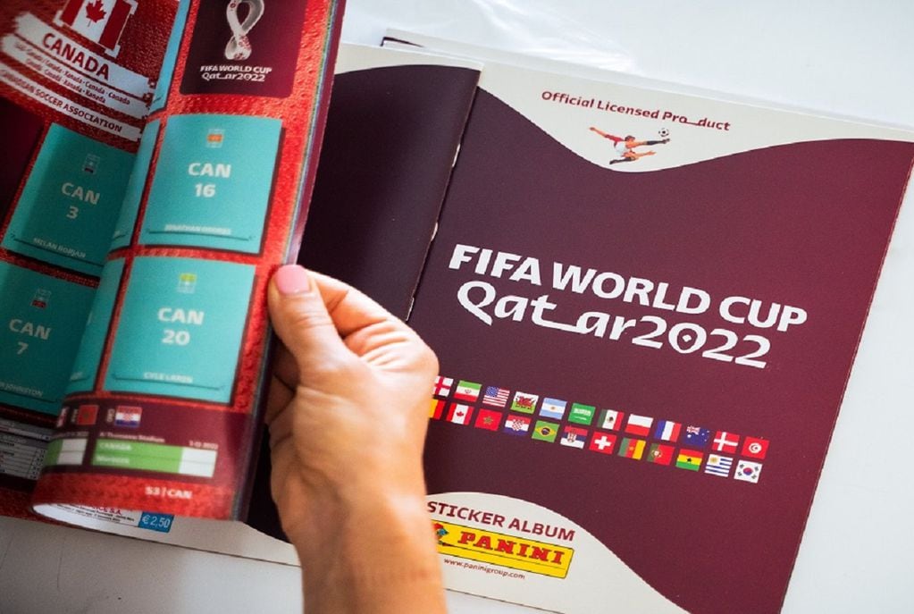 Trick to fill Qatar 2022 World Cup Official Figure Album - Illustration Image / Web