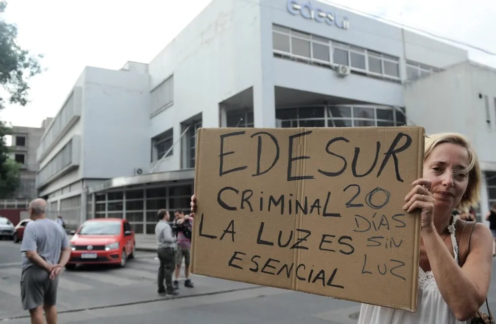Vecinos de distintos barrios de la Ciudad y el Conurbano bonaerense realizaron protestas - Foto Clarín