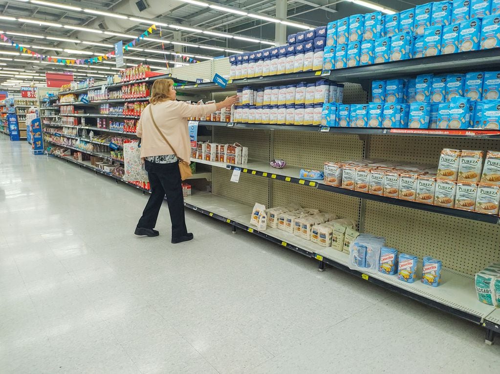 Desabastecimiento en supermercados

foto: Mariana Villa / Los Andes 