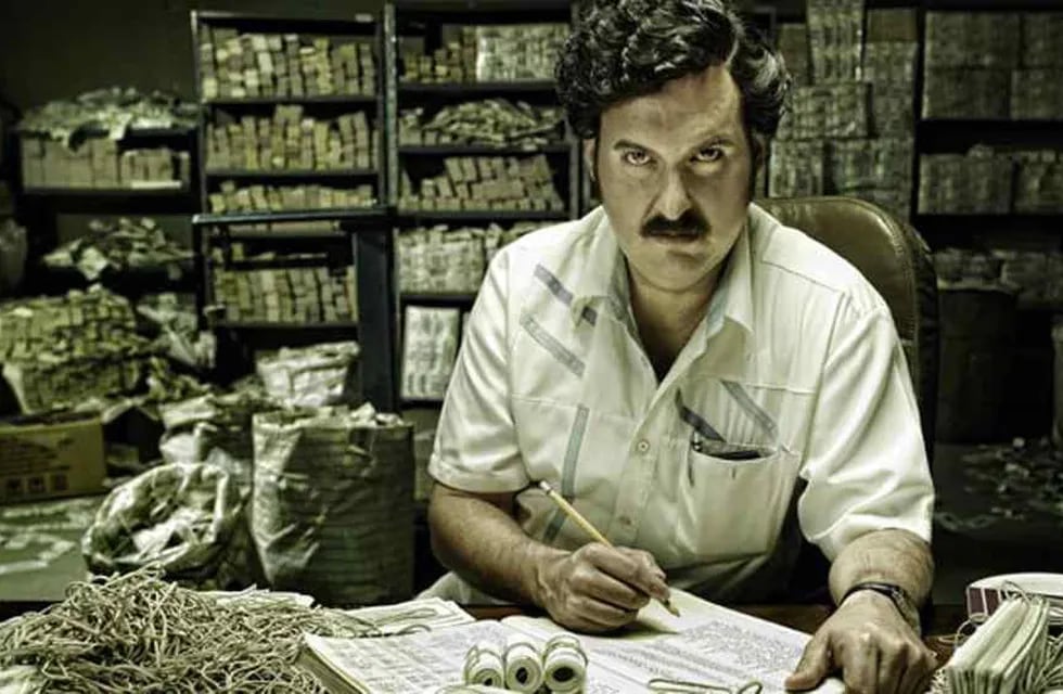Pablo Escobar en la serie televisiva "El Patrón del Mal".