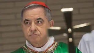 El Vaticano condena a un cardenal a 5 años y medio de prisión por fraude financiero