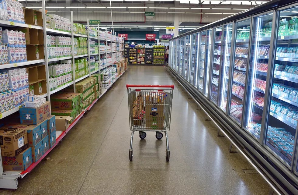 La suba de precios de los productos de consumo masivo se desaceleró en abril, pero algunos rozan el 70% de aumento en un mes. Foto: La Voz