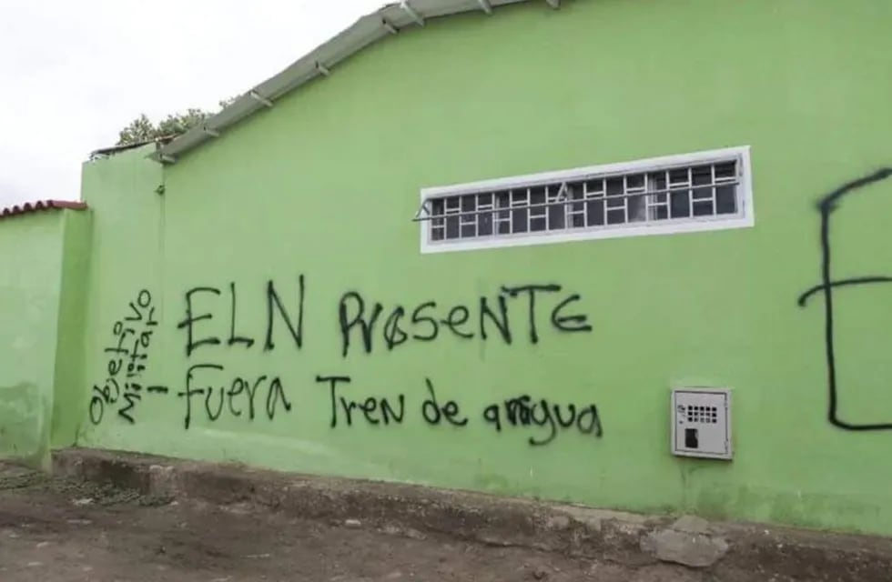 Grafiti en Medellín, Colombia, en rechazo a la presencia del cartel Tren de Aragua en el país.