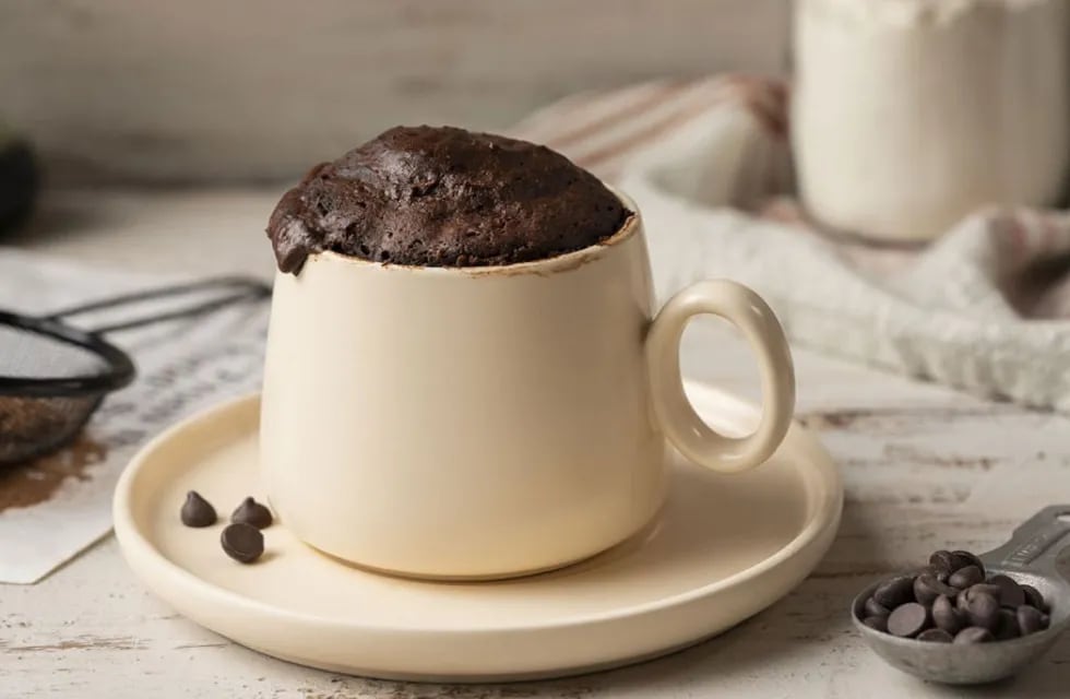 Sin horno y en 5 minutos: así podés preparar un esponjoso brownie en taza
