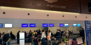 Aterrizó avión de emergencia en Mendoza
