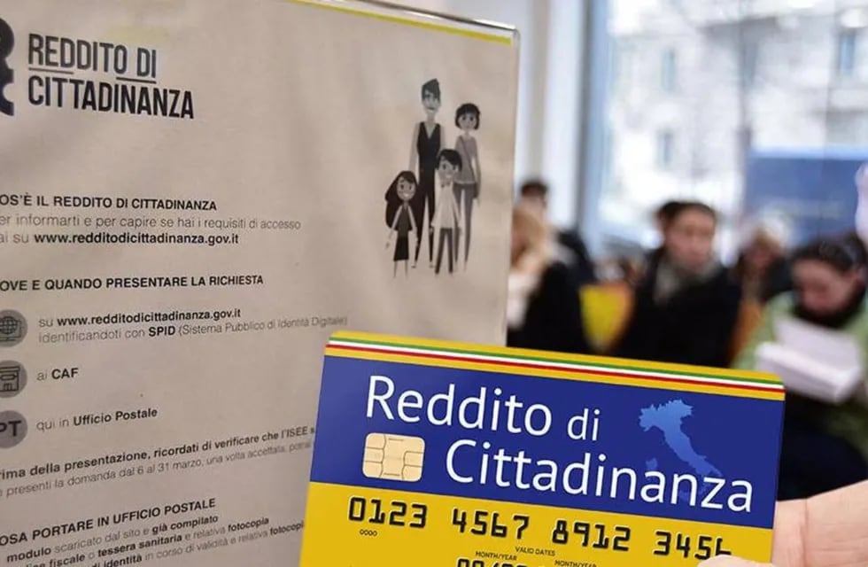 Más de 170.000 italianos recibieron la notificación de parte del gobierno italiano por mensaje que perderían el beneficio