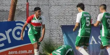Huracán Las Heras y Palmira igualaron en un tanto. El lunes, Fray Luis Beltrán protagonizó una feroz goleada (4-0) ante Deportivo Maipú.